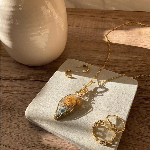 14k gold filled Plume Agate Healing Stone Necklace Pendant - Picture 3 of 10